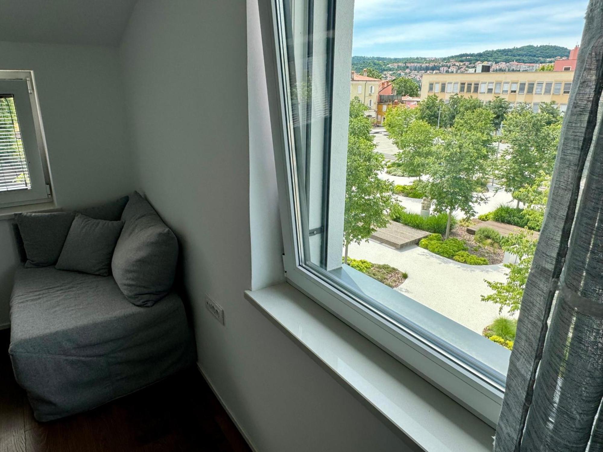 Apartments & Rooms Artemus Belveder Koper Exterior photo